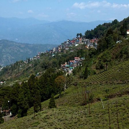Yashita Homestay Дарджилинг Экстерьер фото