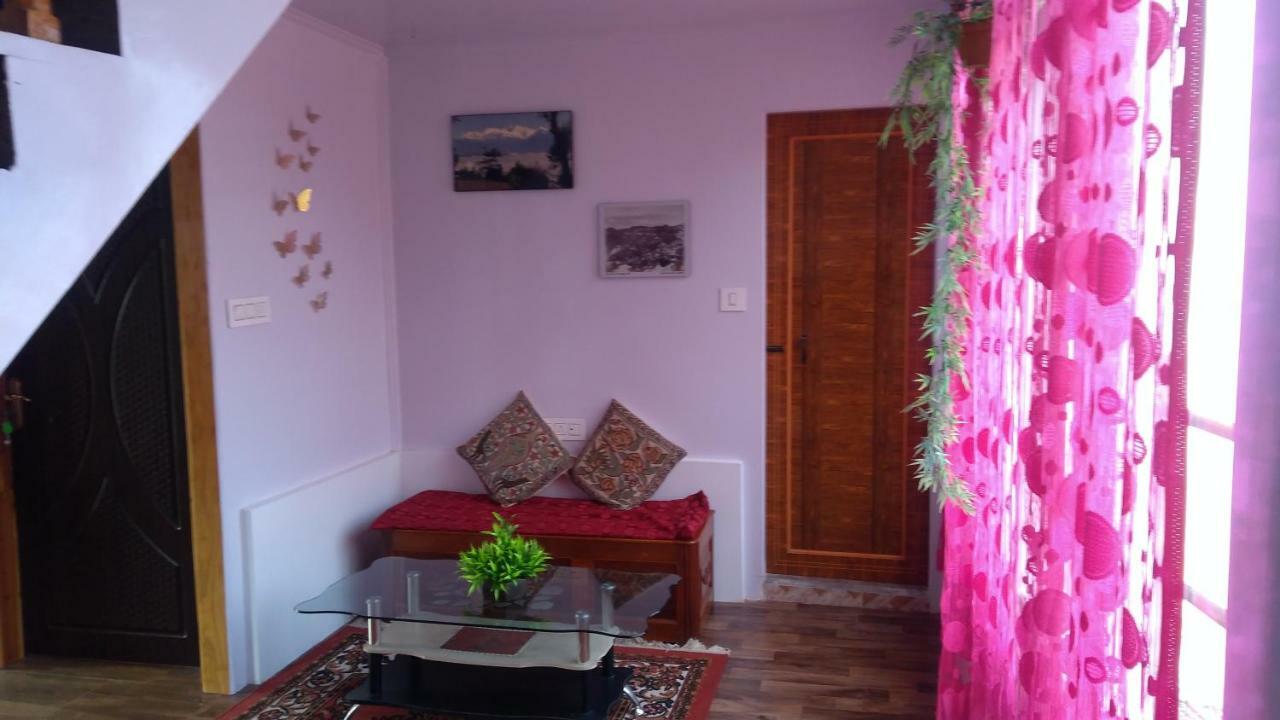 Yashita Homestay Дарджилинг Экстерьер фото